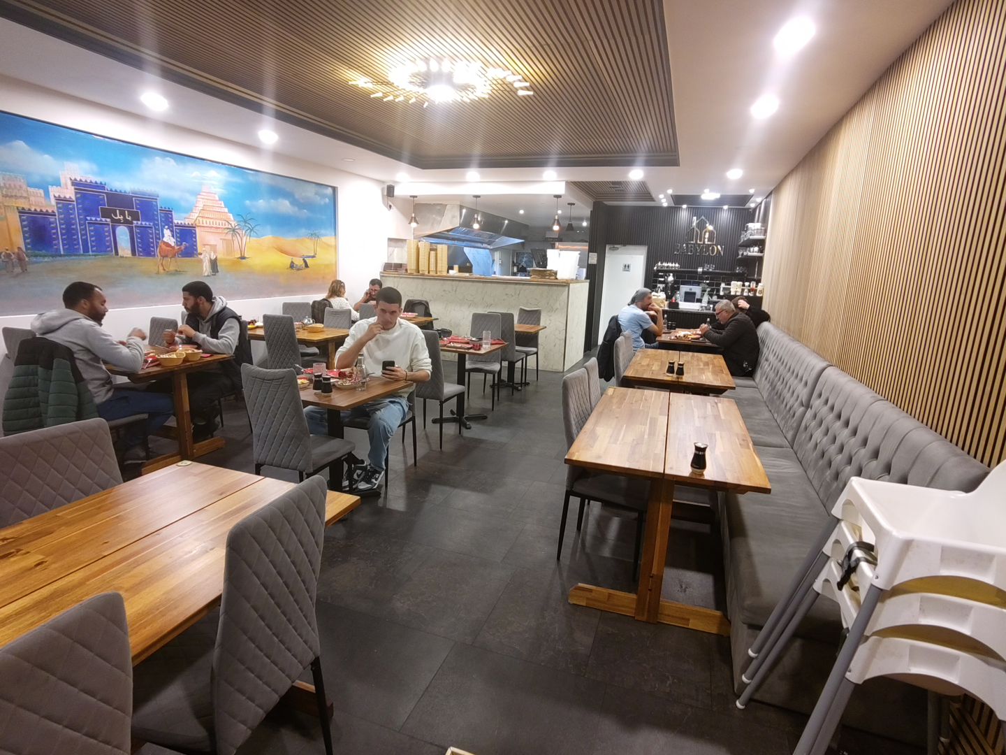Babylon interior