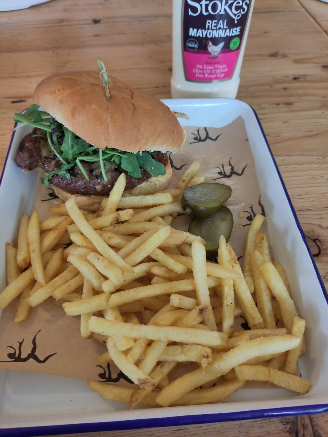Cheeseburger & Fries