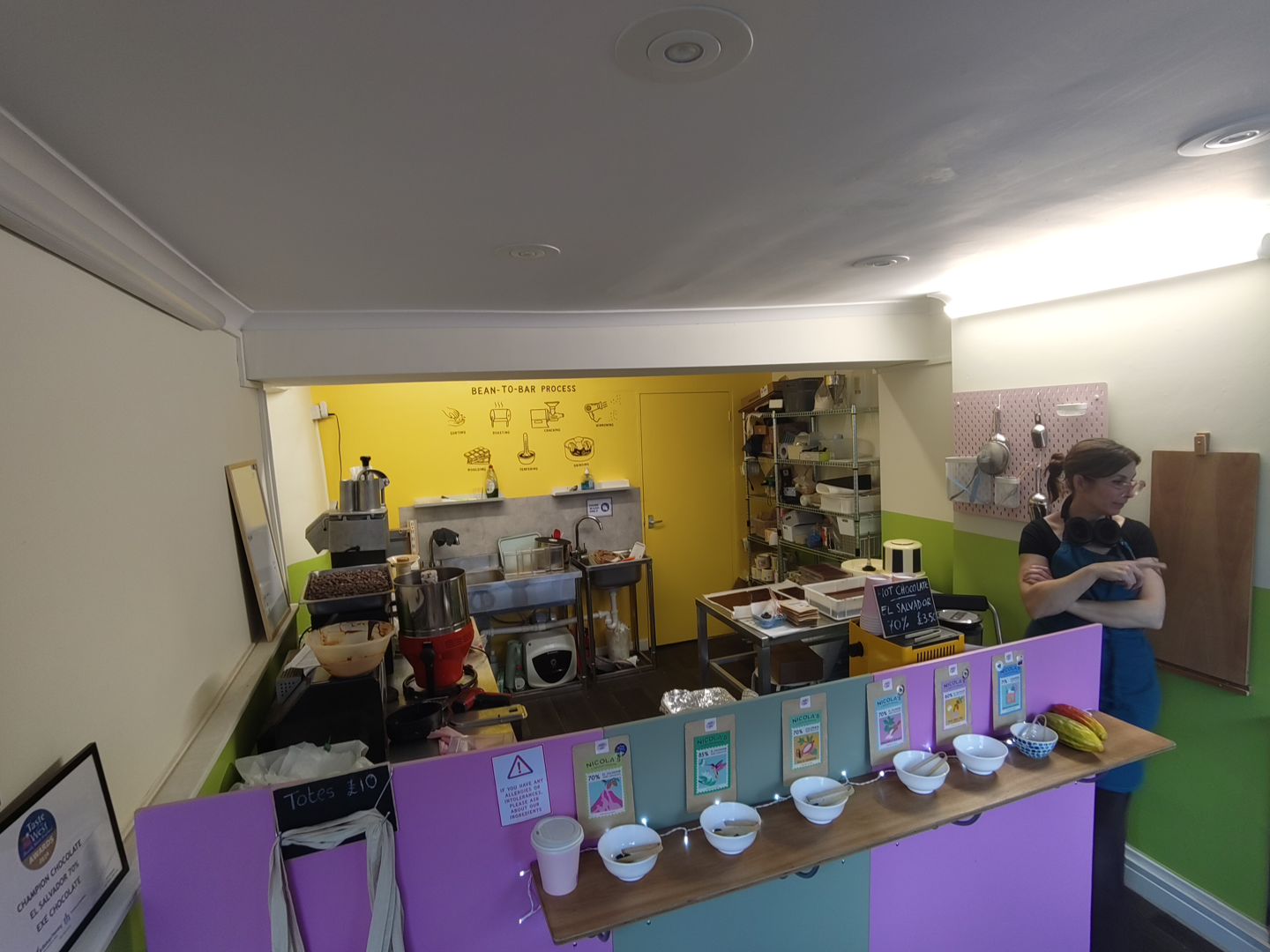 Nicola's Chocolate interior