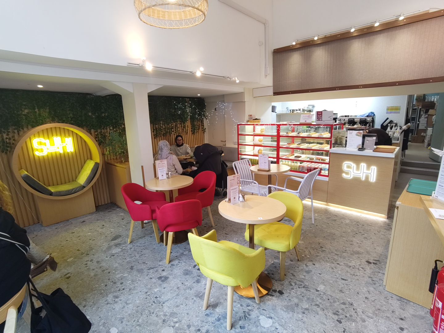 Suki Cafe interior